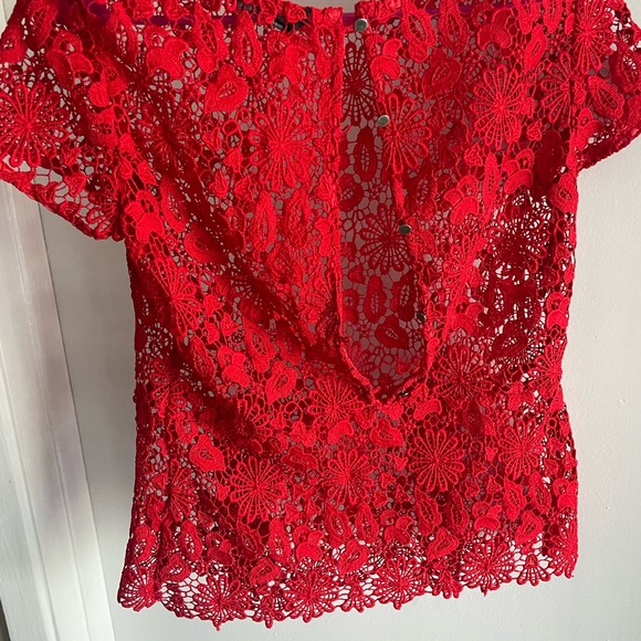 Zara blouse. See through/lace peplum style. Great condition - Picture 3 of 3